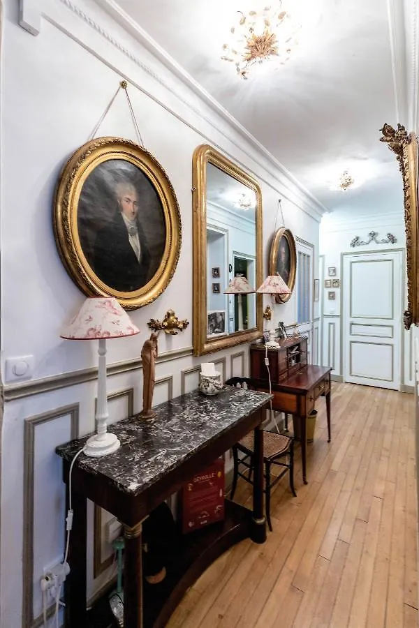 Veeve - The Timekeeper Appartement Parijs
